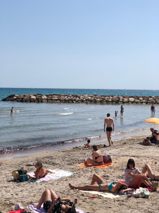 Studio Rocher Bleu Pres Des Plages - Soleil Levant ラシオタ エクステリア 写真
