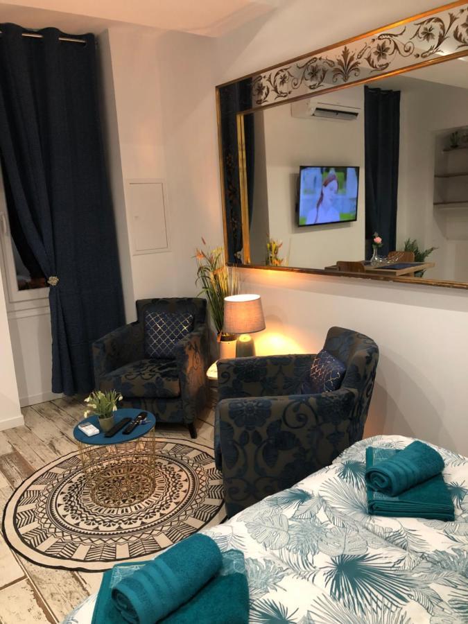 Studio Rocher Bleu Pres Des Plages - Soleil Levant ラシオタ エクステリア 写真